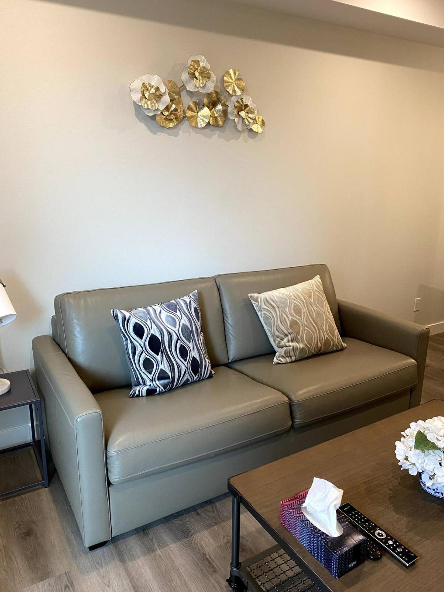 Luxury Unit In The Heart Of 캔모어 외부 사진